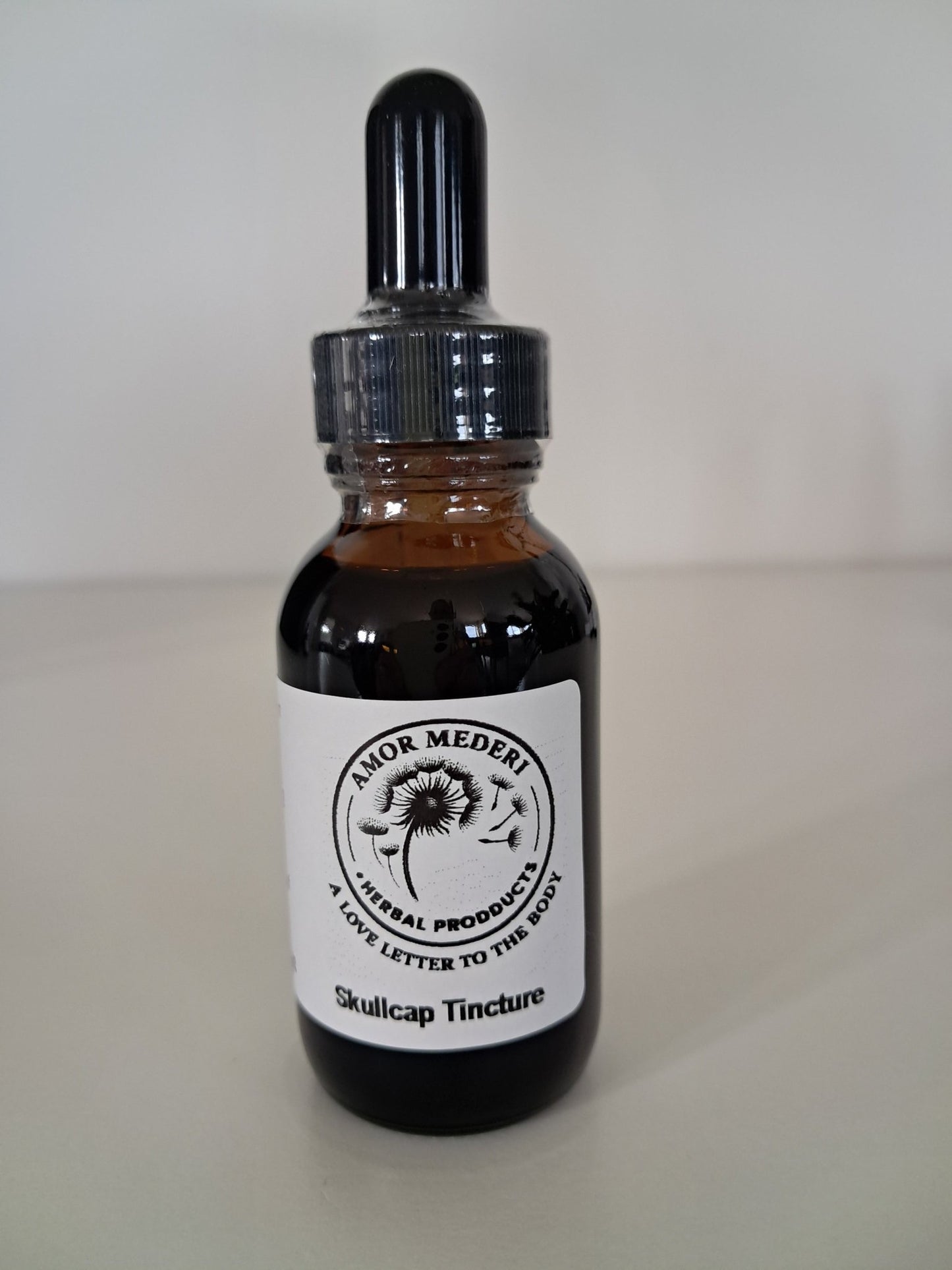 Skullcap Tincture - Amor Mederi